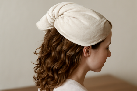 Does plopping work for wavy hair? Discover the benefits and techniques here