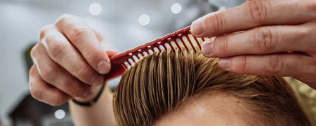 Cheveux fluide pour les garçons: coiffures et conseils