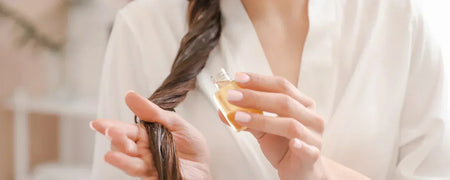 ¿Se debe aplicar el aceite capilar sobre el cabello húmedo o seco? Consejos para un cuidado óptimo del cabello.