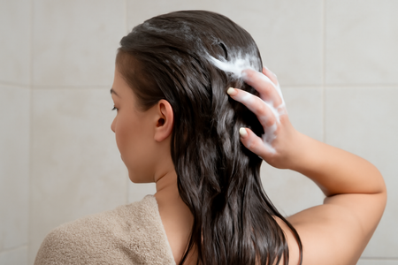 Is sulfate-free shampoo good for oily hair? Discover the benefits and considerations