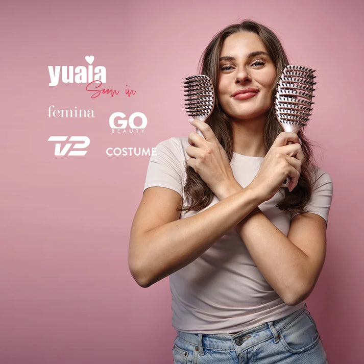 Mini Curvy Brush - hairbrush with boar bristles