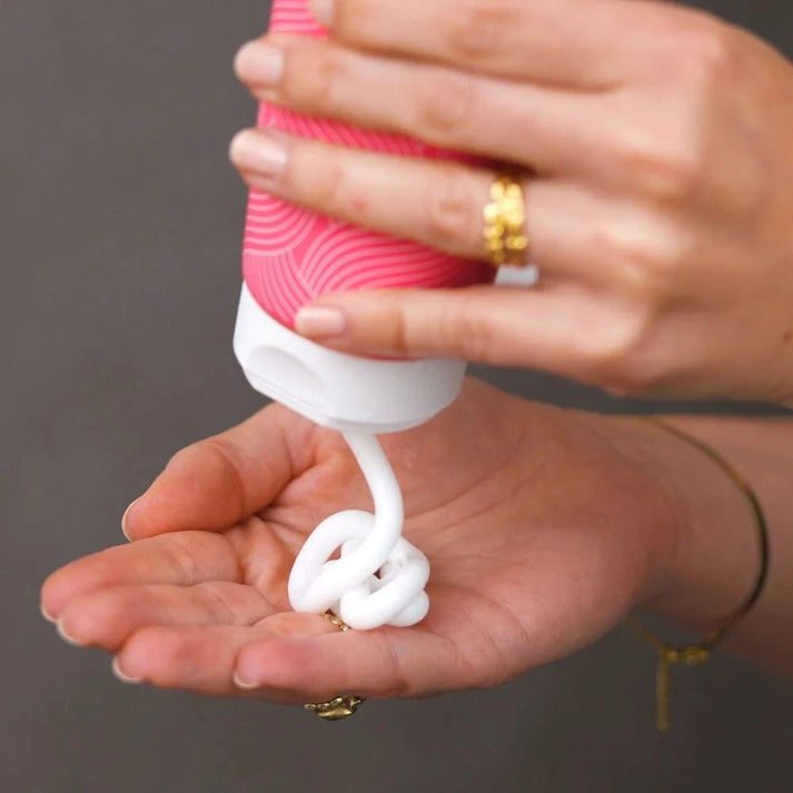 Repair and Care Hoitoaine 250 ml-sulfaattivapaa ja silikonivapaa